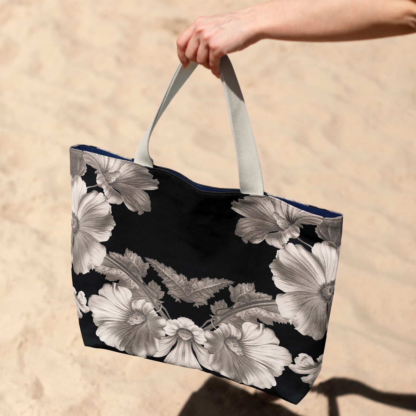Noir Botanica No. 1.3 Deluxe Market Tote