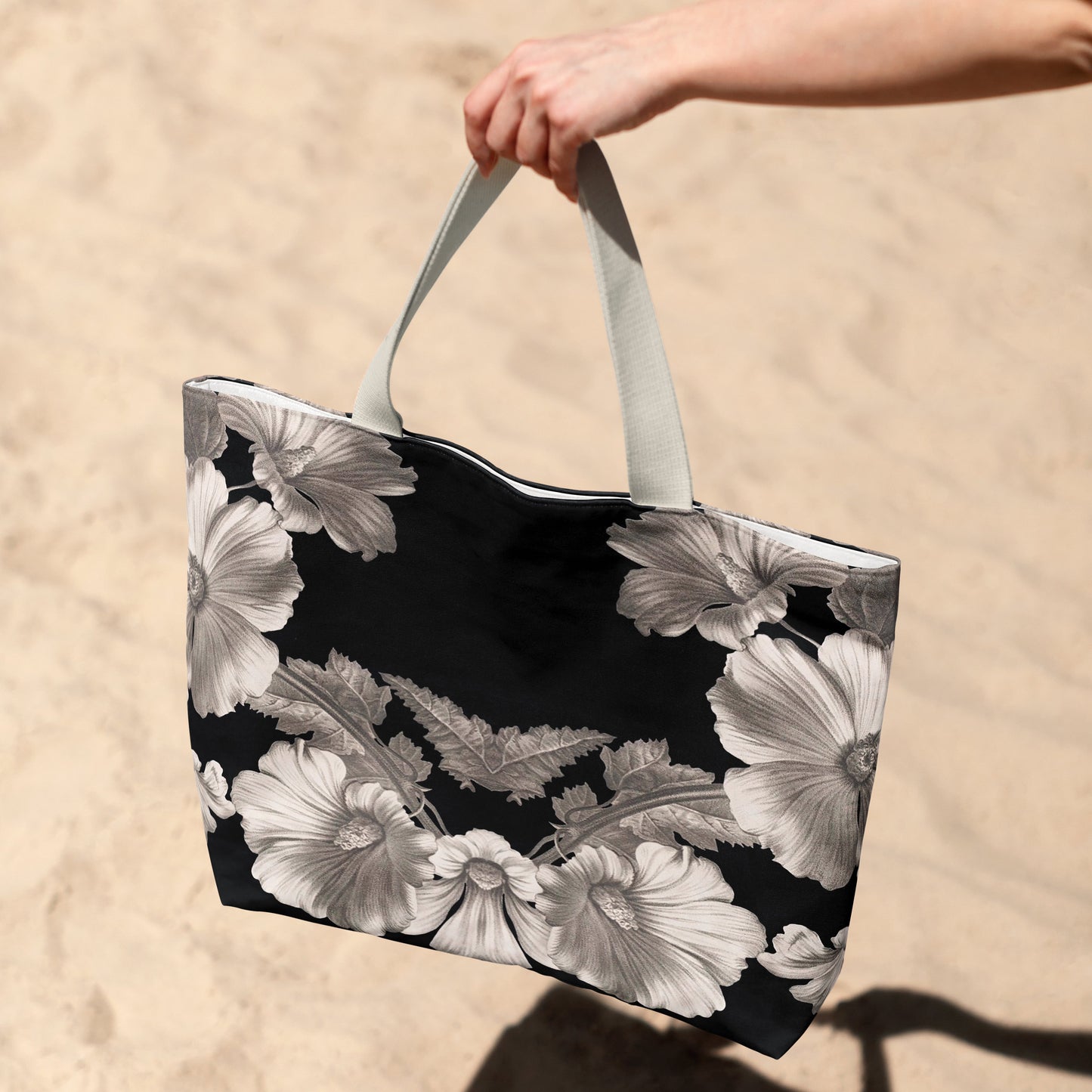Noir Botanica No. 1.3 Everyday Market Tote