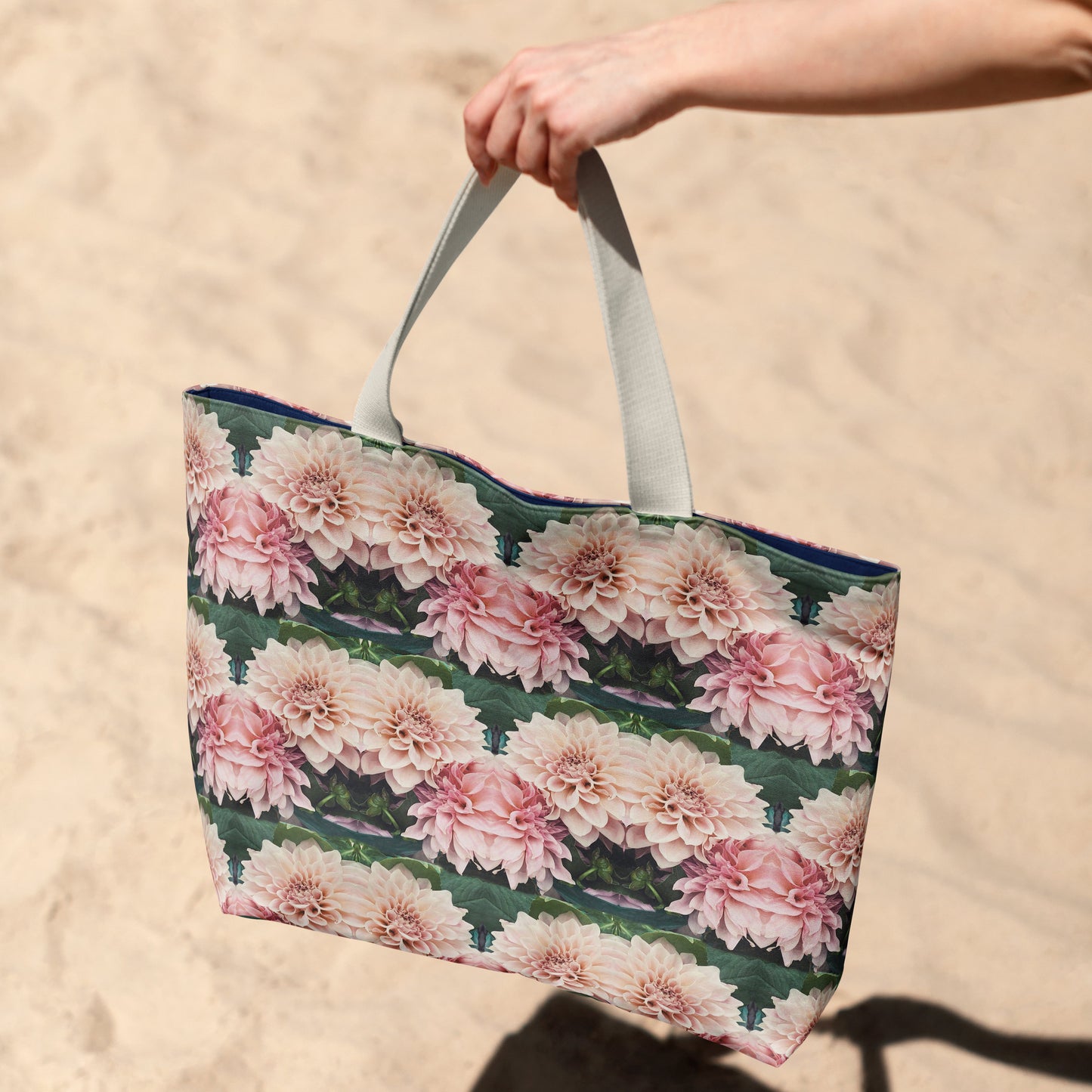 Floralis No. 26 Deluxe Market Tote